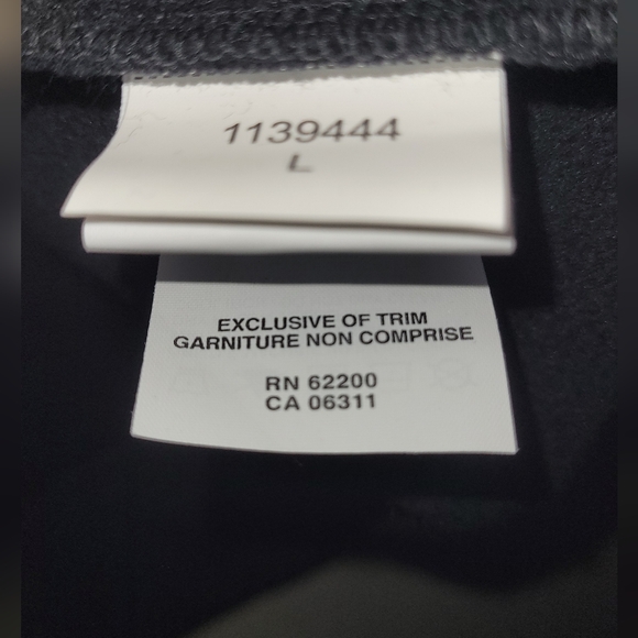 Men's Black Puma Jacket size Large Style # 592230 super soft - Picture 5 of 8